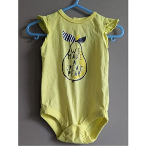 Mini Heroes Yellow Ruffle Sleeve Sparkle Pear One Piece Bodysuit Sz 6 mos EUC